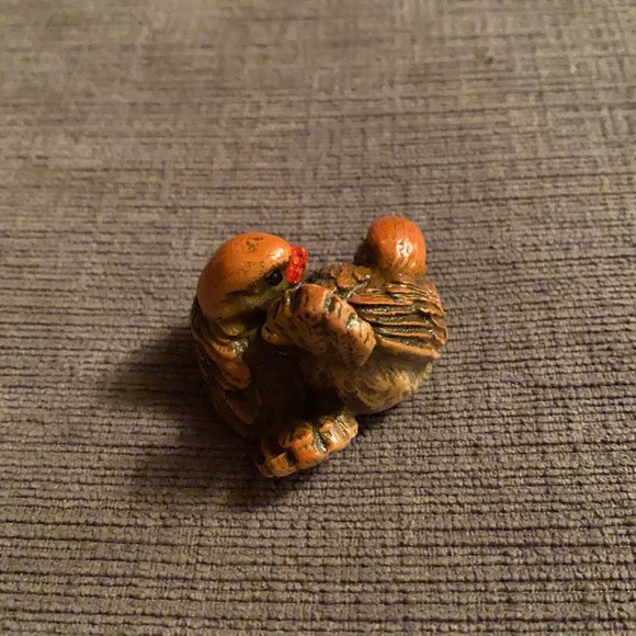 Nuzzling Cardinals Resin Mini Figurine Made in Taiwan TT-71 - Picture 3 of 9